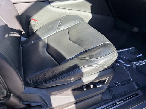 Used 2020 Cadillac Escalade ESV Luxury w/ Escalade Sport Edition image 12