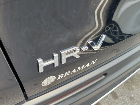 Certified 2024 Honda HR-V Sport image 5