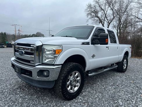 Used 2014 Ford F250 Lariat w/ Lariat Ultimate Package image 3