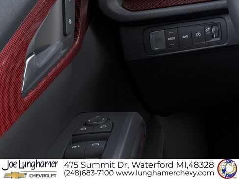 New 2026 Chevrolet Traverse Z71 w/ Driver Confidence Package AWD/4WD image 24