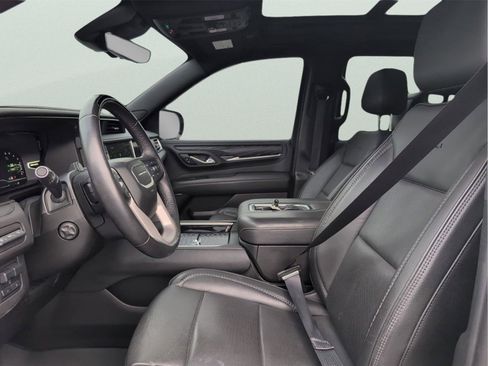 Used 2023 GMC Yukon Denali w/ Denali Reserve Package image 13