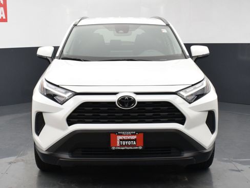 Used 2024 Toyota RAV4 XLE FWD image 7