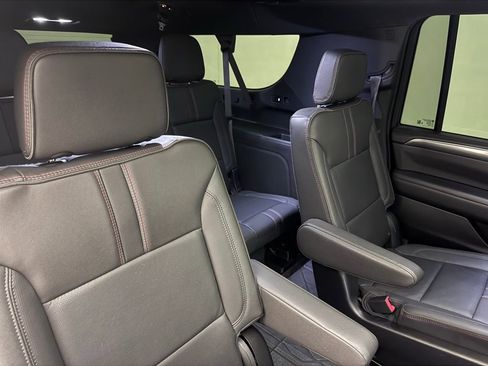 Certified 2024 Chevrolet Suburban RST w/ Luxury Package image 37