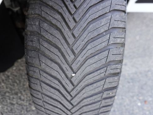 Used 2022 Ford Transit Connect XL image 28