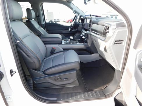 New 2025 Ford F150 Lariat w/ Equipment Group 501A Mid image 22