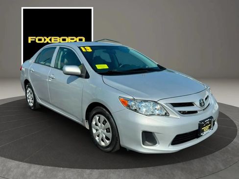 Used 2013 Toyota Corolla L FWD image 2