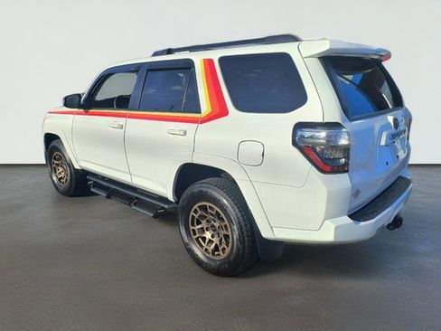 Used 2023 Toyota 4Runner 40th Anniversary SE AWD/4WD image 3