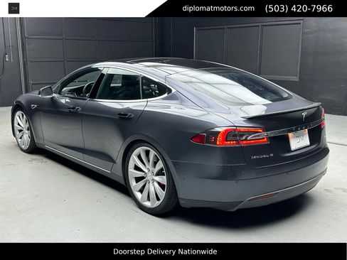 Used 2015 Tesla Model S P85D image 5