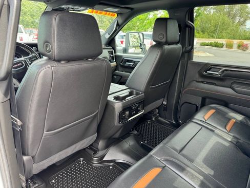 Used 2025 GMC Sierra 3500 AT4 w/ AT4 Premium Plus Package AWD/4WD image 27