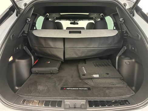 Used 2023 Mitsubishi Outlander SEL Black Edition AWD/4WD image 17