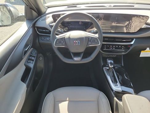 New 2026 Buick Envista Sport Touring FWD image 9