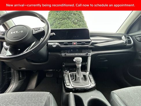 Certified 2024 Kia Seltos S FWD image 14