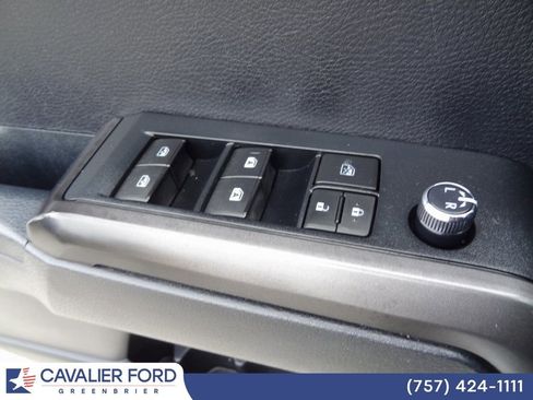 Used 2018 Toyota Tacoma TRD Off-Road image 17