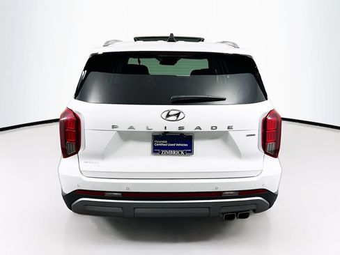 Certified 2023 Hyundai Palisade Limited w/ Winter Package AWD/4WD image 6
