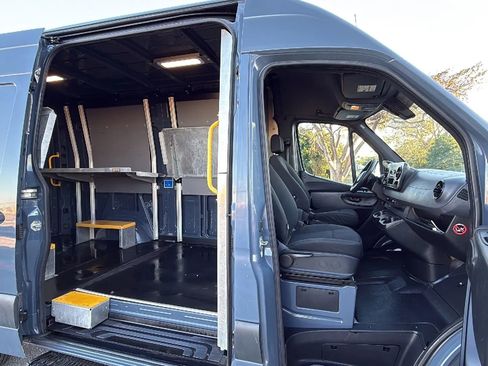 Used 2019 Mercedes-Benz Sprinter 144 image 7