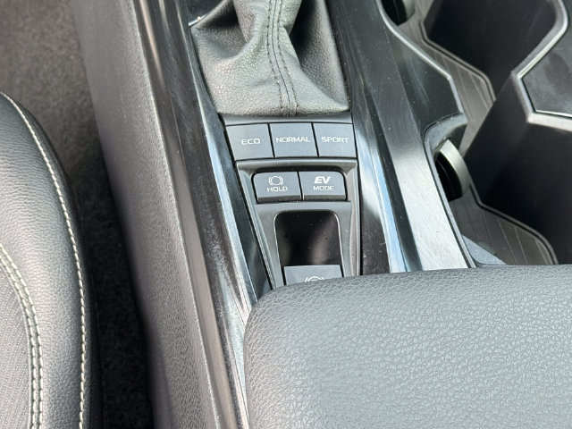 Used 2025 Toyota Camry SE FWD image 21