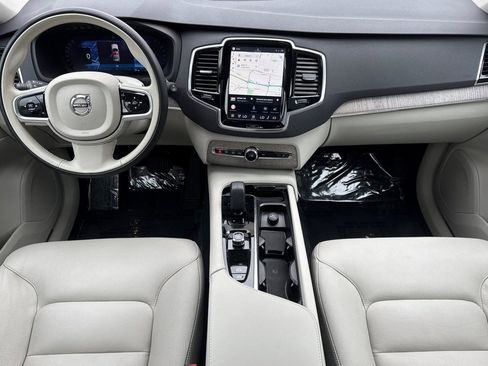 Used 2023 Volvo XC90 B5 Plus w/ Protection Package Premier AWD/4WD image 14