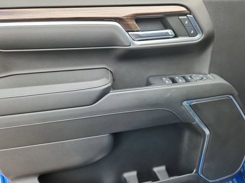 Used 2022 Chevrolet Silverado 1500 RST image 6