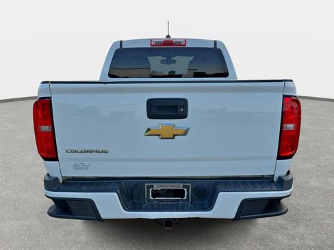 Used 2015 Chevrolet Colorado Z71 AWD/4WD image 6