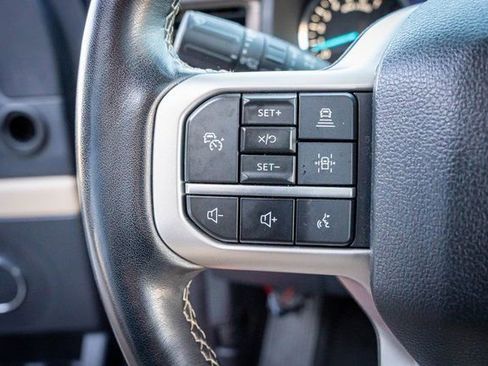 Used 2024 Ford Expedition Limited image 19