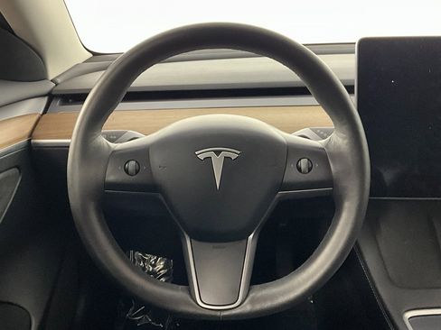 Used 2022 Tesla Model 3 image 12