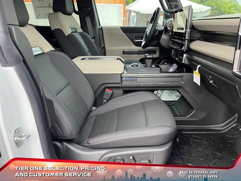 New 2026 GMC Hummer EV SUV image 18