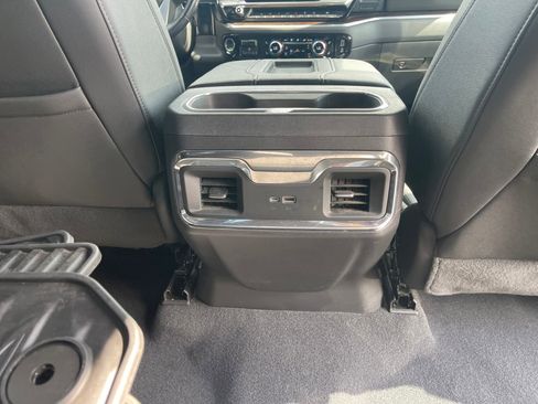 Used 2022 GMC Sierra 1500 AT4 image 28