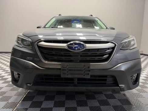 Used 2020 Subaru Outback Premium image 3