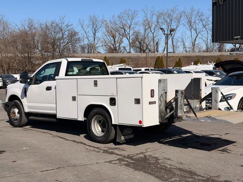 Used 2018 Ford F350 XL w/ Power Equipment Group image 7