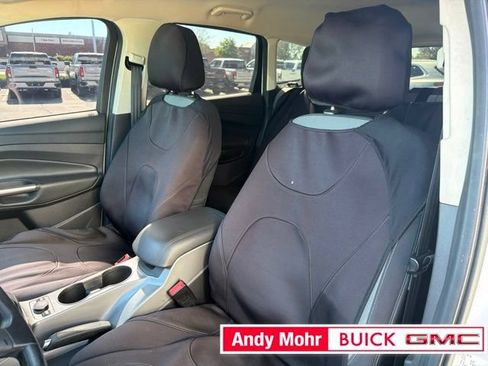 Used 2016 Ford Escape SE w/ SE Cold Weather Package AWD/4WD image 17