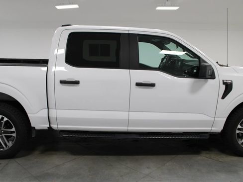 Used 2021 Ford F150 XL w/ STX Appearance Package RWD image 11