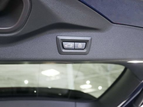 Used 2022 BMW X7 M50i AWD/4WD image 46