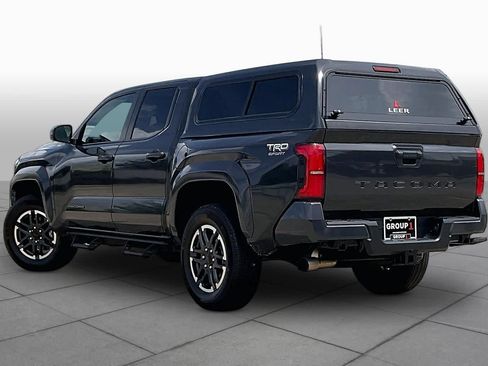 Used 2025 Toyota Tacoma TRD Sport RWD image 13