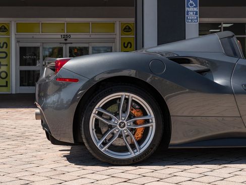 Used 2018 Ferrari 488 Spider RWD image 51