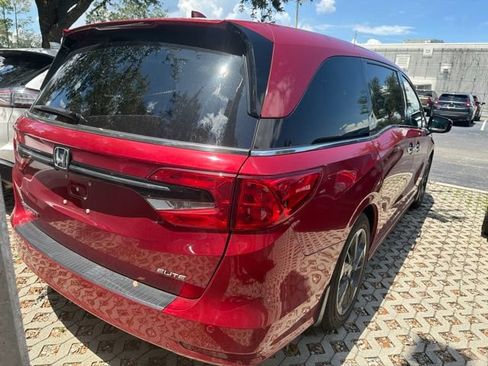 Certified 2022 Honda Odyssey Elite image 5