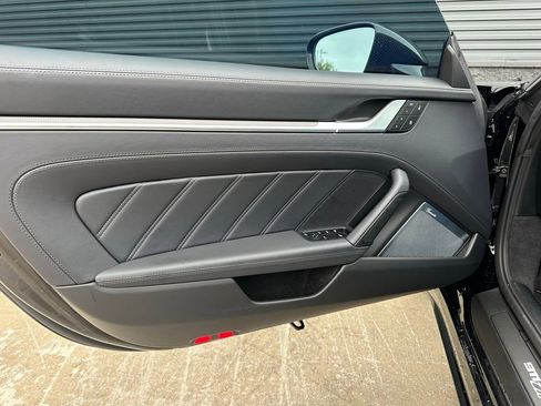 Used 2025 Porsche 911 Turbo S image 21