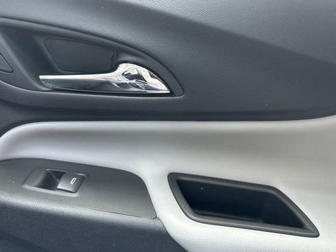 Used 2024 Chevrolet Equinox LT image 20