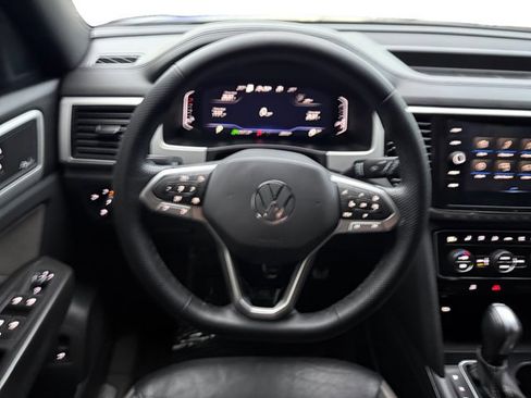 Used 2022 Volkswagen Atlas Cross Sport SEL Premium R-Line AWD/4WD image 14