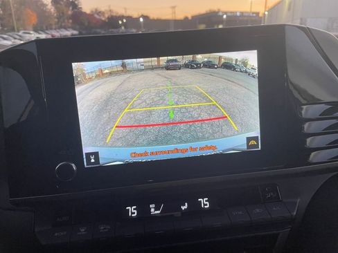 Used 2025 Toyota Camry LE image 17