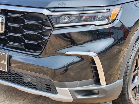 Used 2025 Honda Pilot Elite image 10