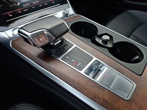 Used 2020 Audi A6 3.0T allroad Premium Plus w/ Audi Side Assist Package image 15