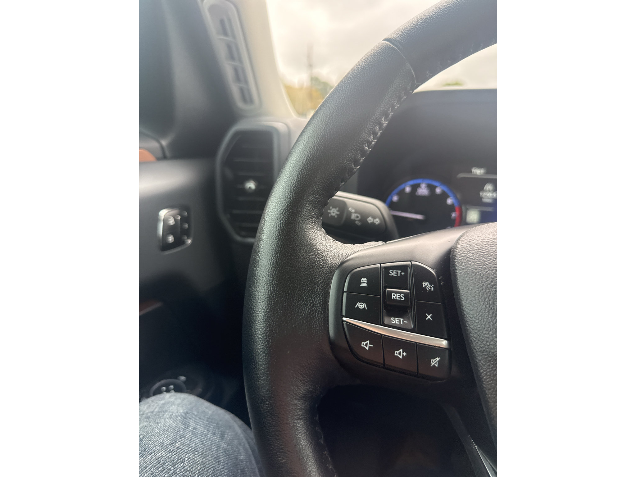 Used 2023 Ford Bronco Sport Outer Banks w/ Tech Package AWD/4WD image 26