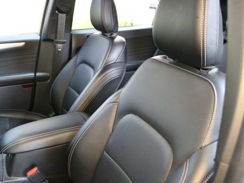 Used 2025 Ford Escape Platinum AWD/4WD image 19
