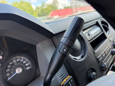 Used 2013 Ford F250 XL w/ PWR Equipment Group AWD/4WD image 21