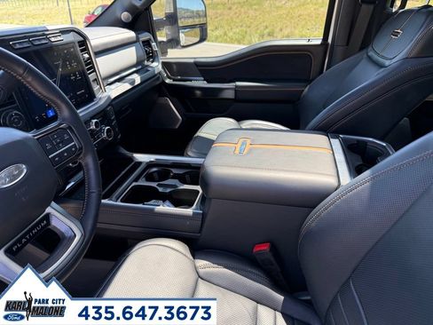 Used 2024 Ford F450 Platinum w/ FX4 Off-Road Package AWD/4WD image 30
