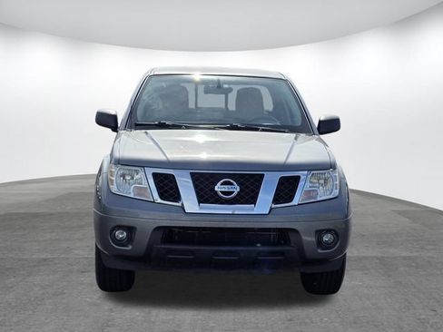 Used 2019 Nissan Frontier SV w/ Value Truck Package RWD image 2