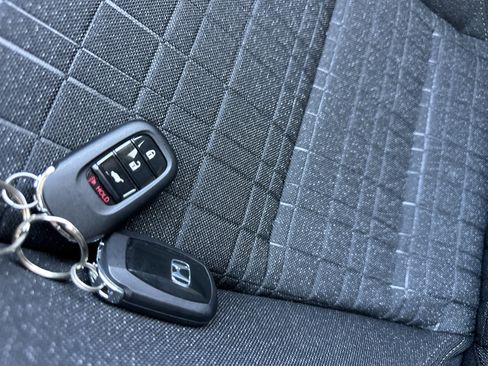 Used 2026 Honda HR-V LX image 20