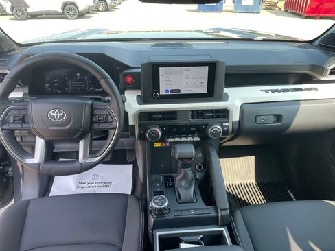 Used 2024 Toyota Tacoma TRD Off-Road w/ TRD Off Road Upgrade Package AWD/4WD image 22