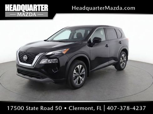 Used 2023 Nissan Rogue SV FWD image 1
