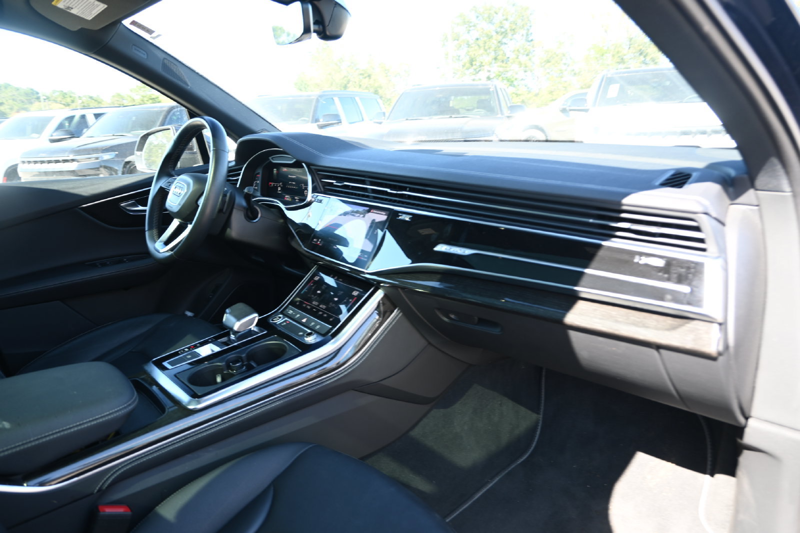 Used 2025 Audi Q7 3.0T Premium Plus AWD/4WD image 36